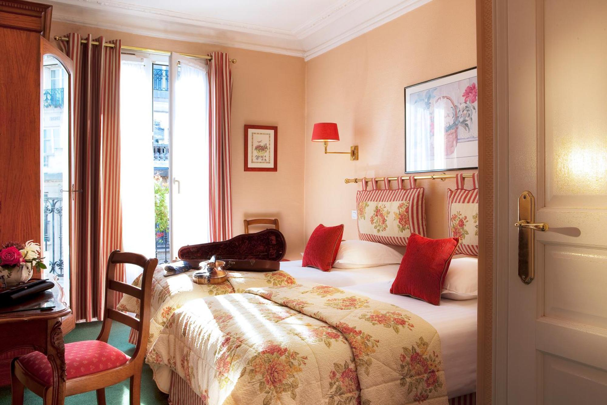 New Orient Hotel Paris Exterior photo
